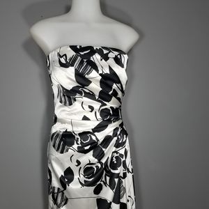 WHITE HOUSE BLACK MARKET FLORAL DRESS